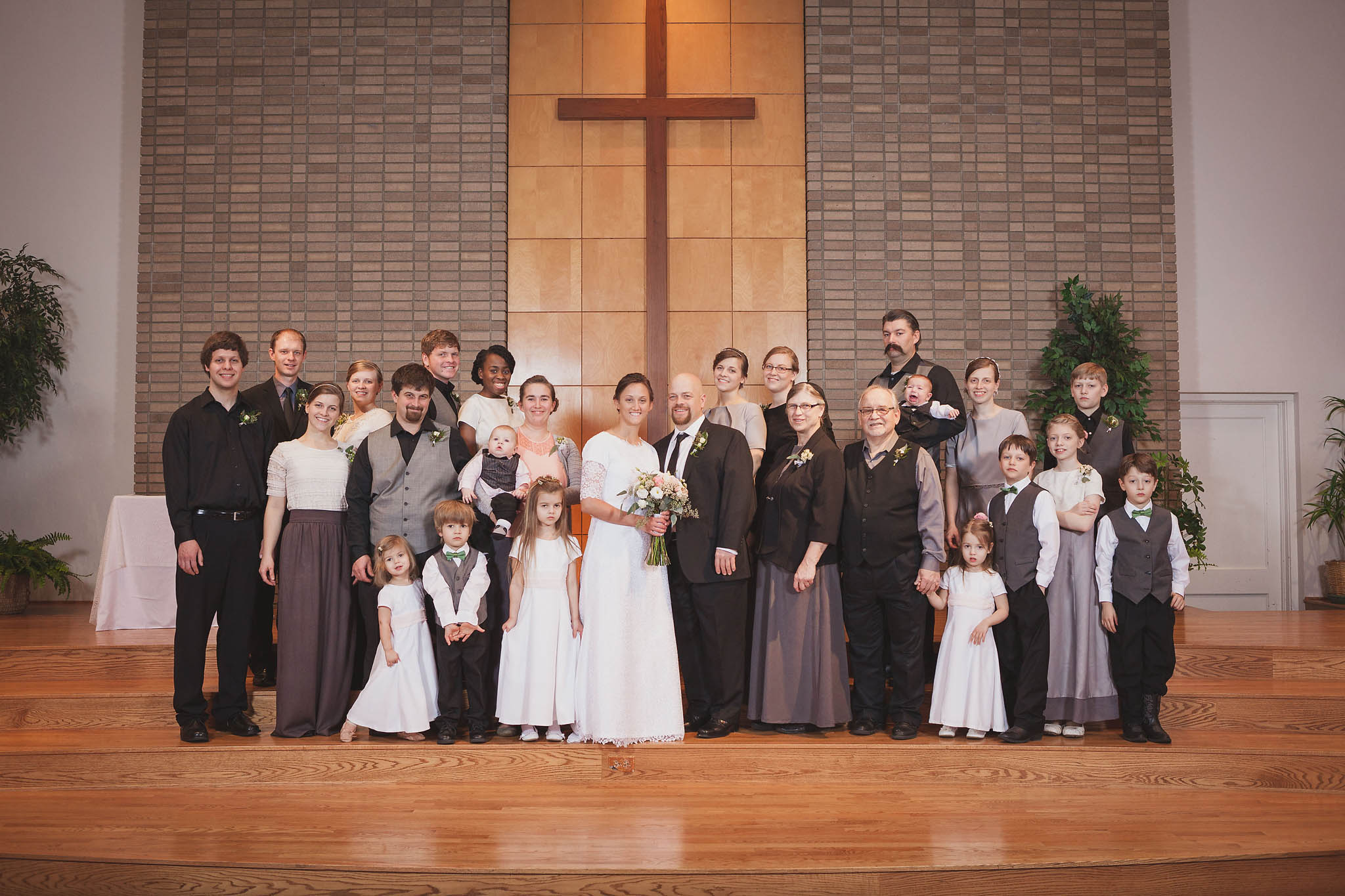 Chad and Loretta Wedding Day | Photography in Kidron Ohio | Tiffany Reiff Designs