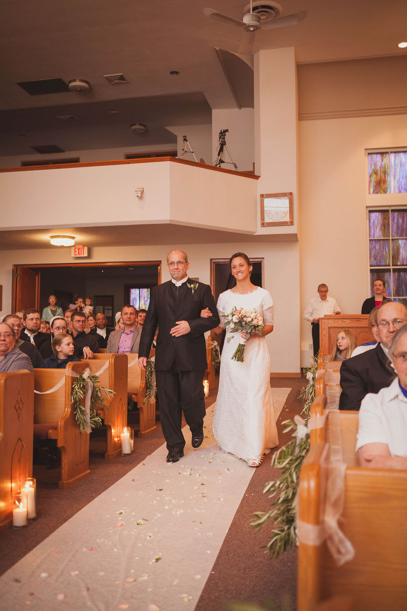 Chad and Loretta Wedding Day | Photography in Kidron Ohio | Tiffany Reiff Designs