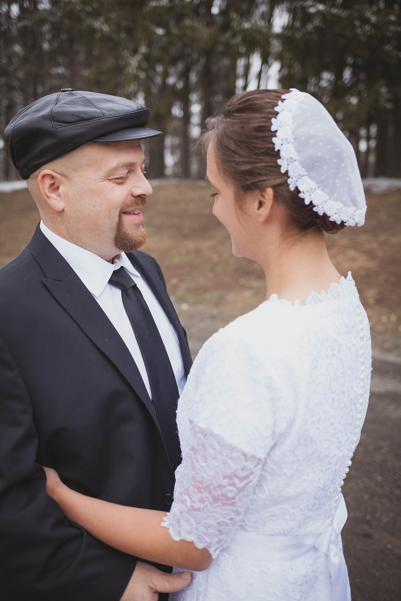 Chad and Loretta Wedding Day | Photography in Kidron Ohio | Tiffany Reiff Designs