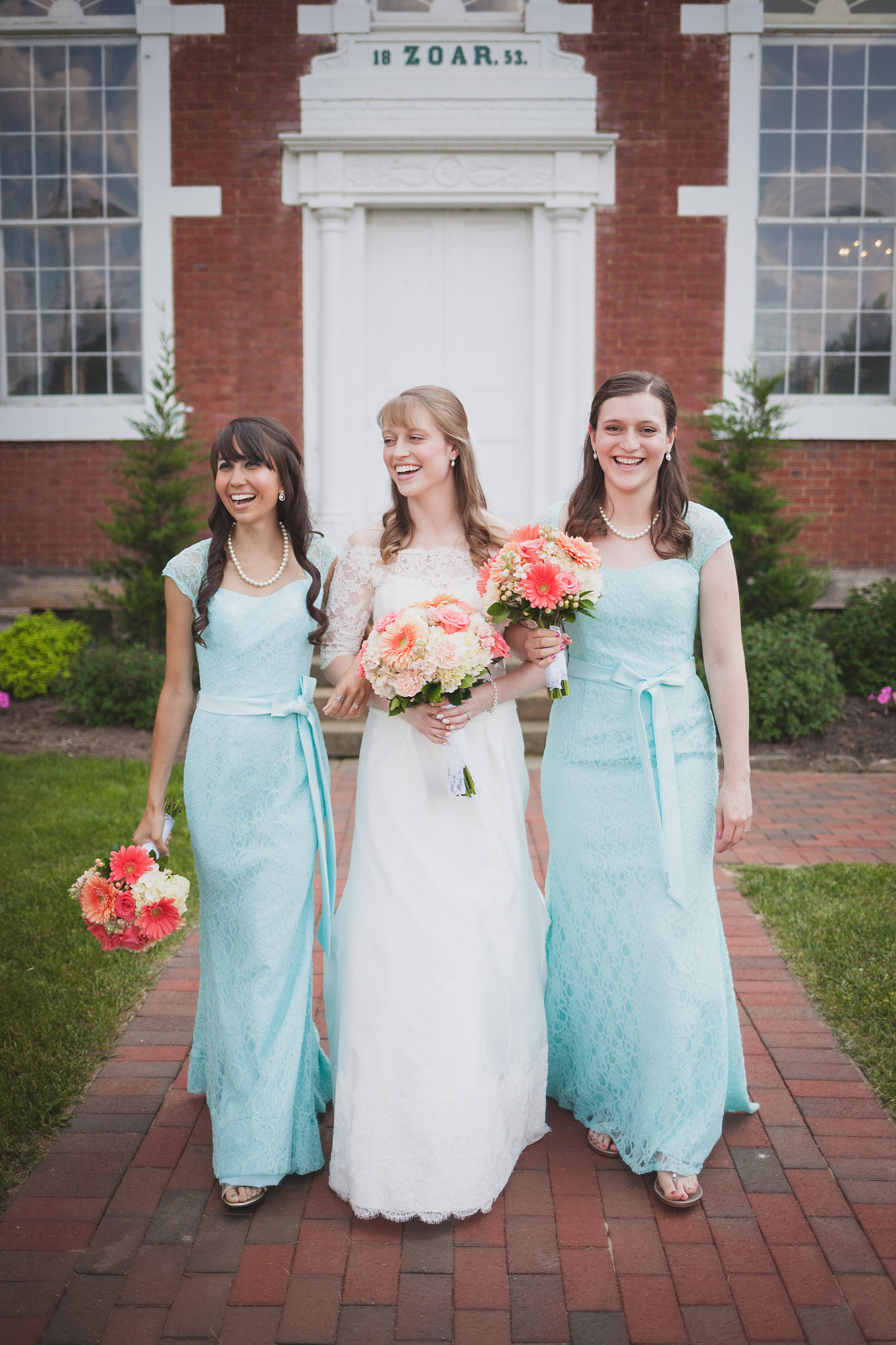 Stephen and Sarah Wedding Day | Wedding Photographer in Zoar Ohio