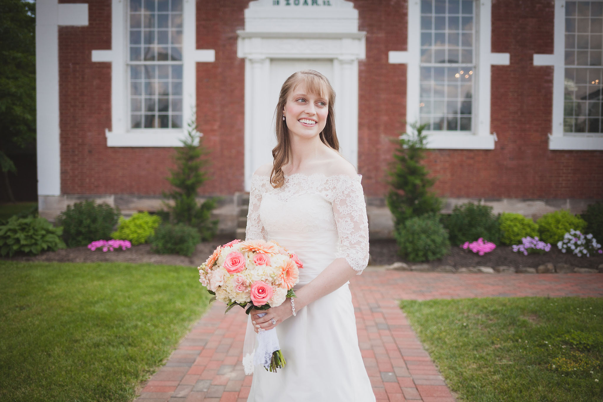 Stephen and Sarah Wedding Day | Wedding Photographer in Zoar Ohio