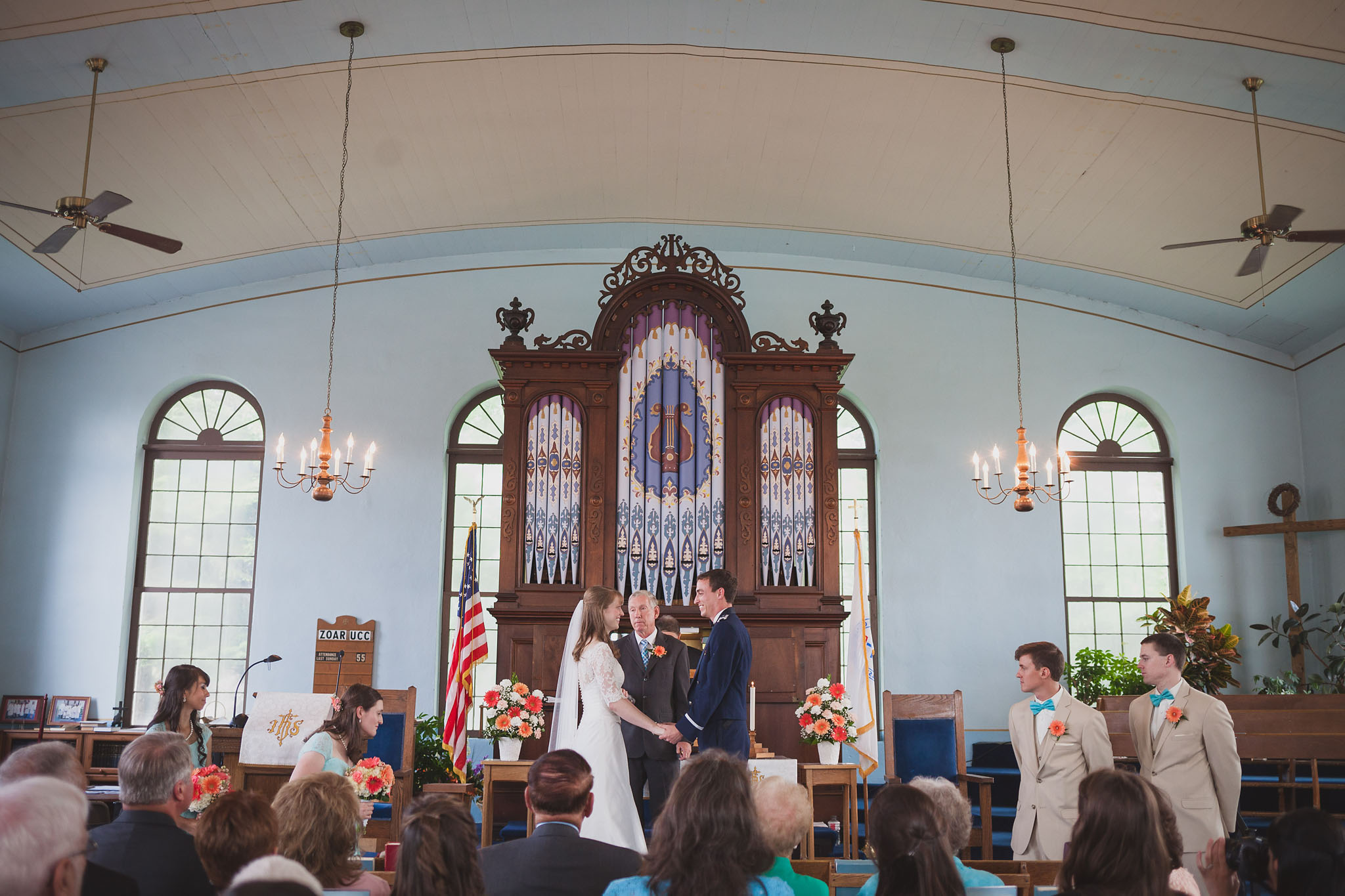 Stephen and Sarah Wedding Day | Wedding Photographer in Zoar Ohio