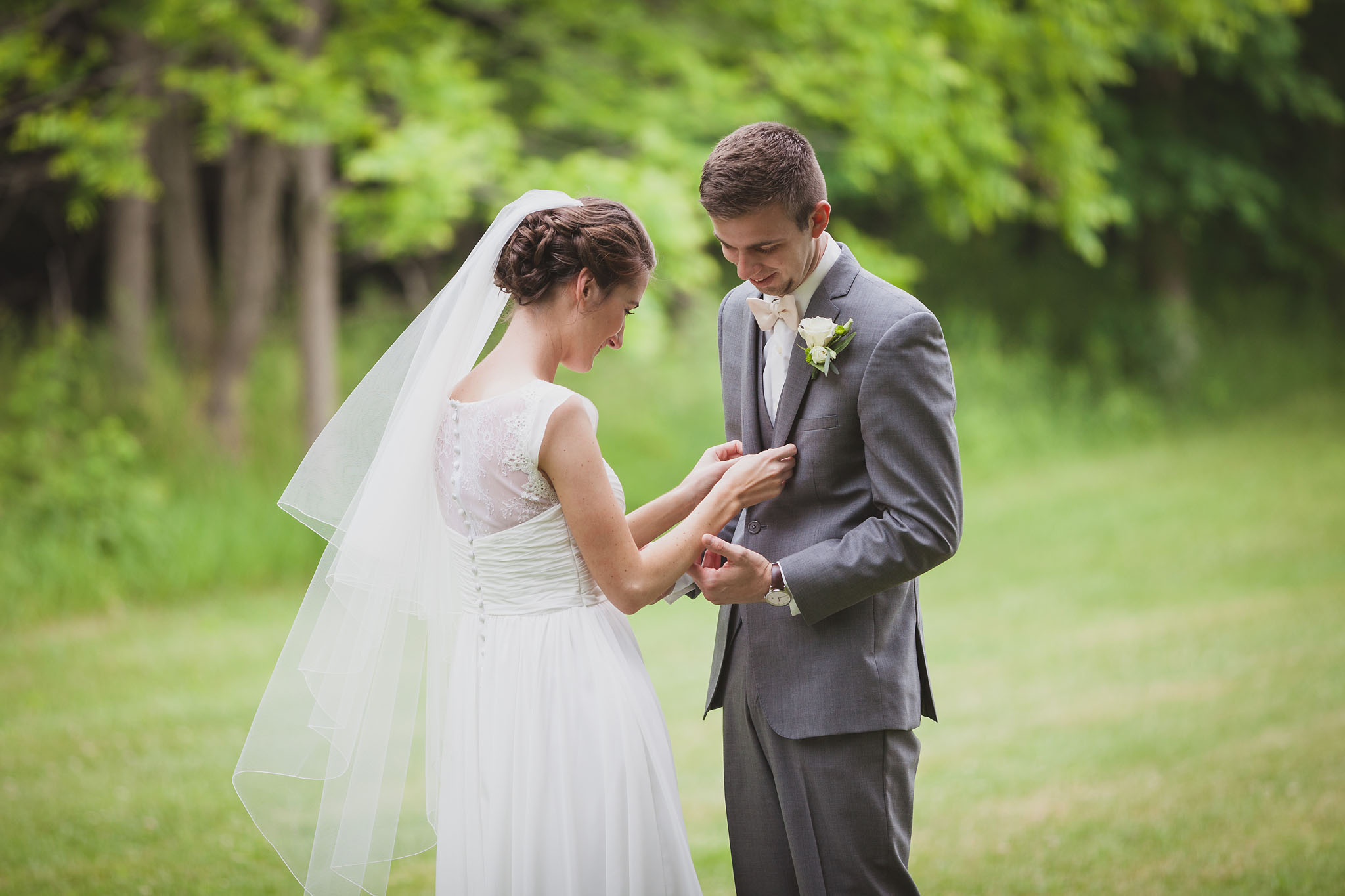 Colby and Kari Wedding | Wedding and Engagement Photographer in Walnut Creek Ohio