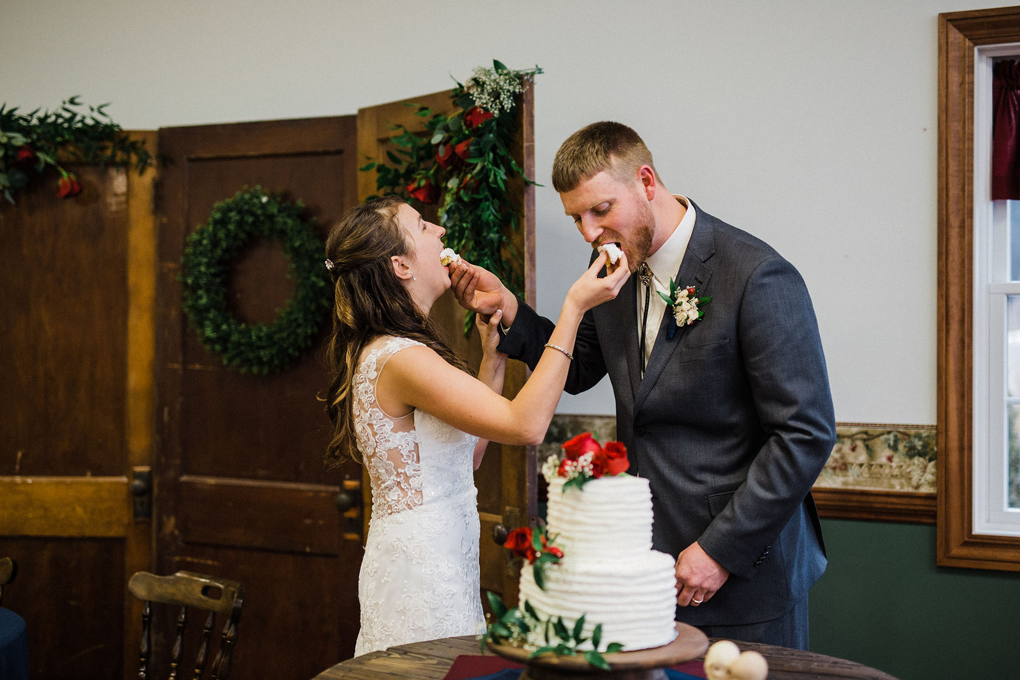 Steve and Tiffani's Dalton and Kidron Ohio Wedding Day | Wedding and Engagement Photographer in Dalton and Kidron Ohio | Tiffany Reiff Designs and Photography